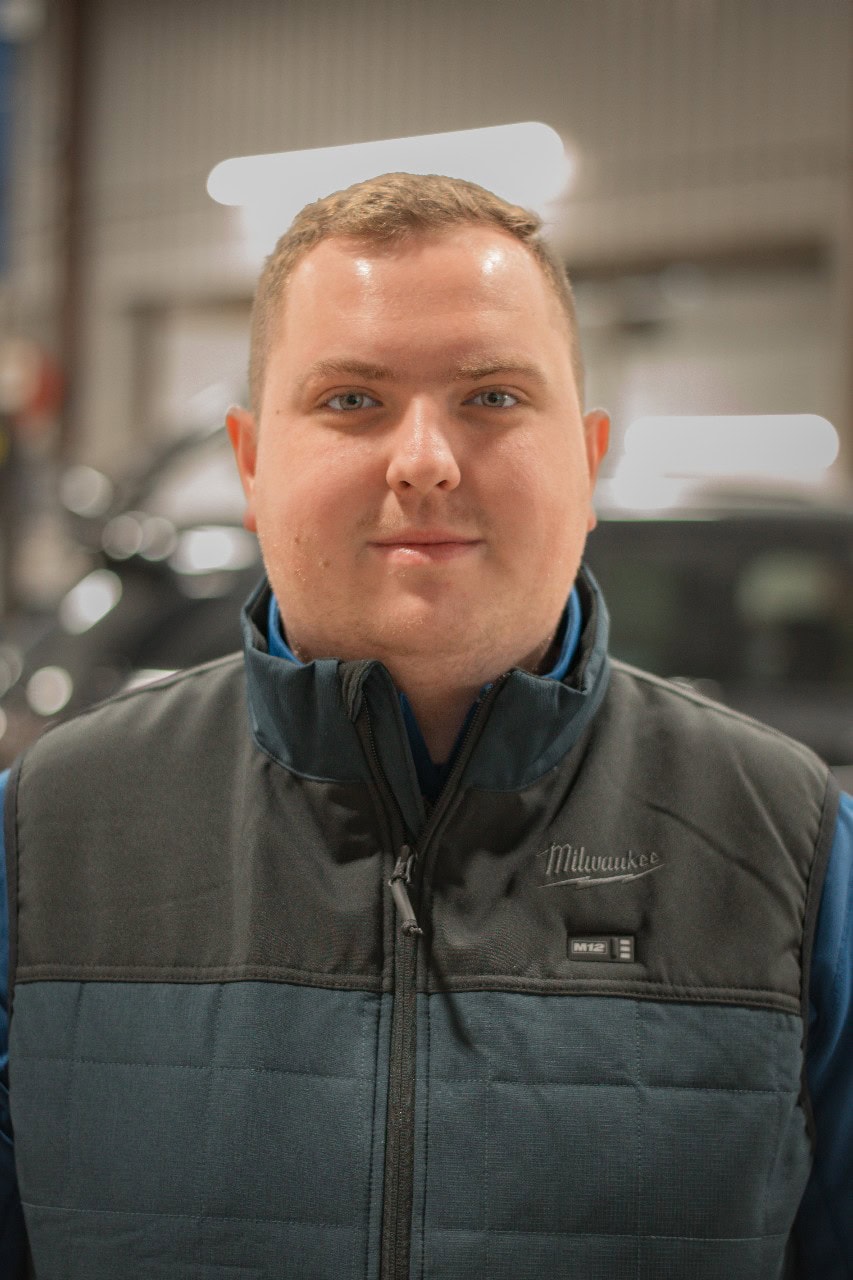 Timothy Neufeld Service Assistant